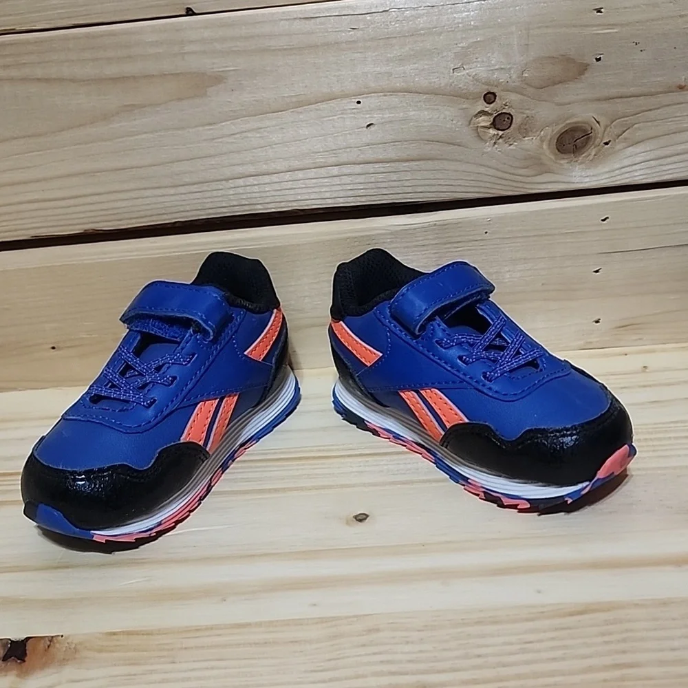 Reebok Baby Shoes size 4 Boys